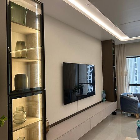 Appartamento Usmans 4Bdrm Jbr Sadaf Next To Ritz Carlton Walk Dubai Esterno foto