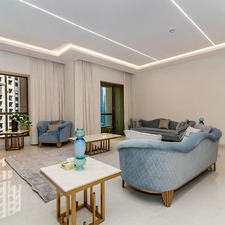Appartamento Usmans 4Bdrm Jbr Sadaf Next To Ritz Carlton Walk Dubai Esterno foto