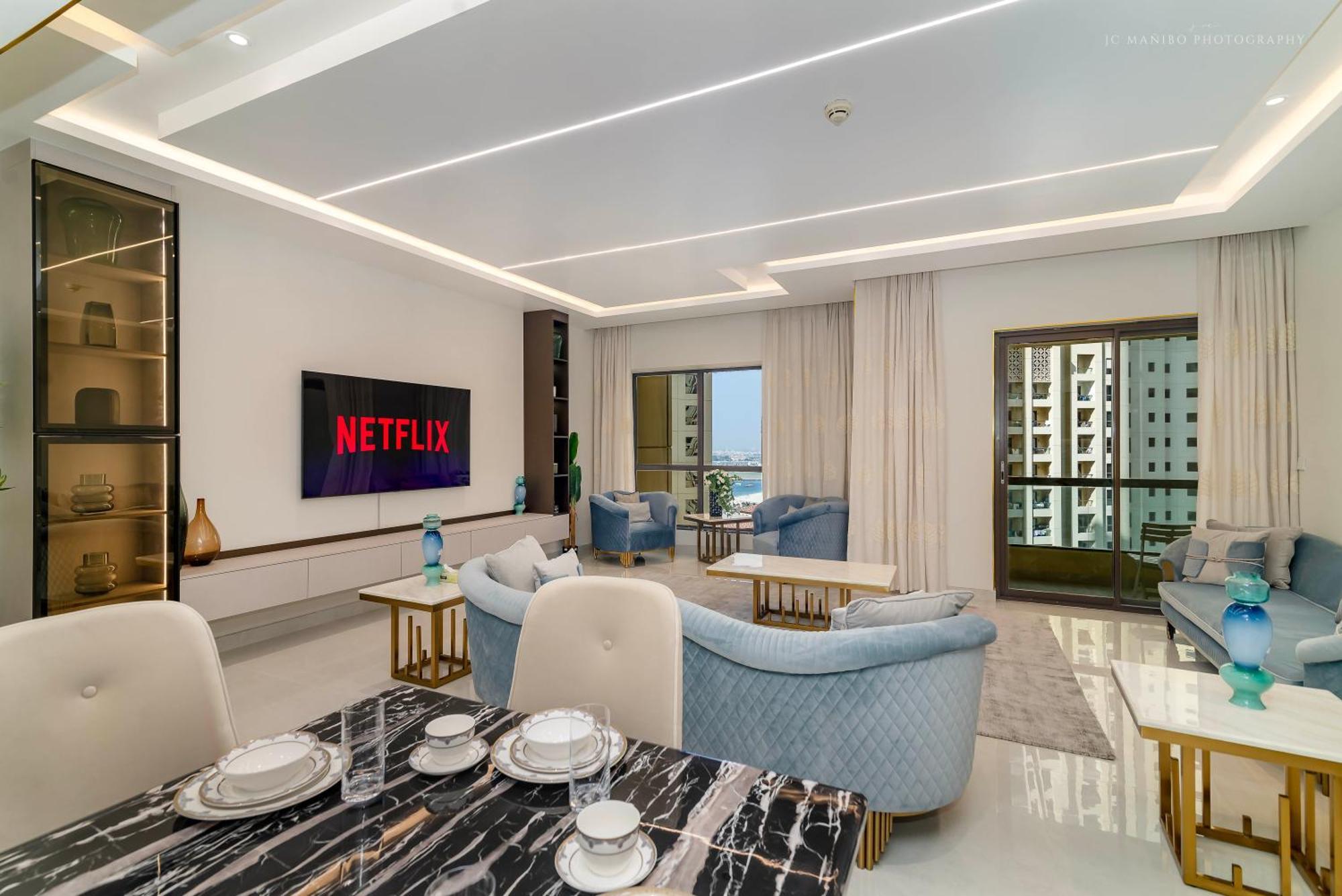 Appartamento Usmans 4Bdrm Jbr Sadaf Next To Ritz Carlton Walk Dubai Esterno foto