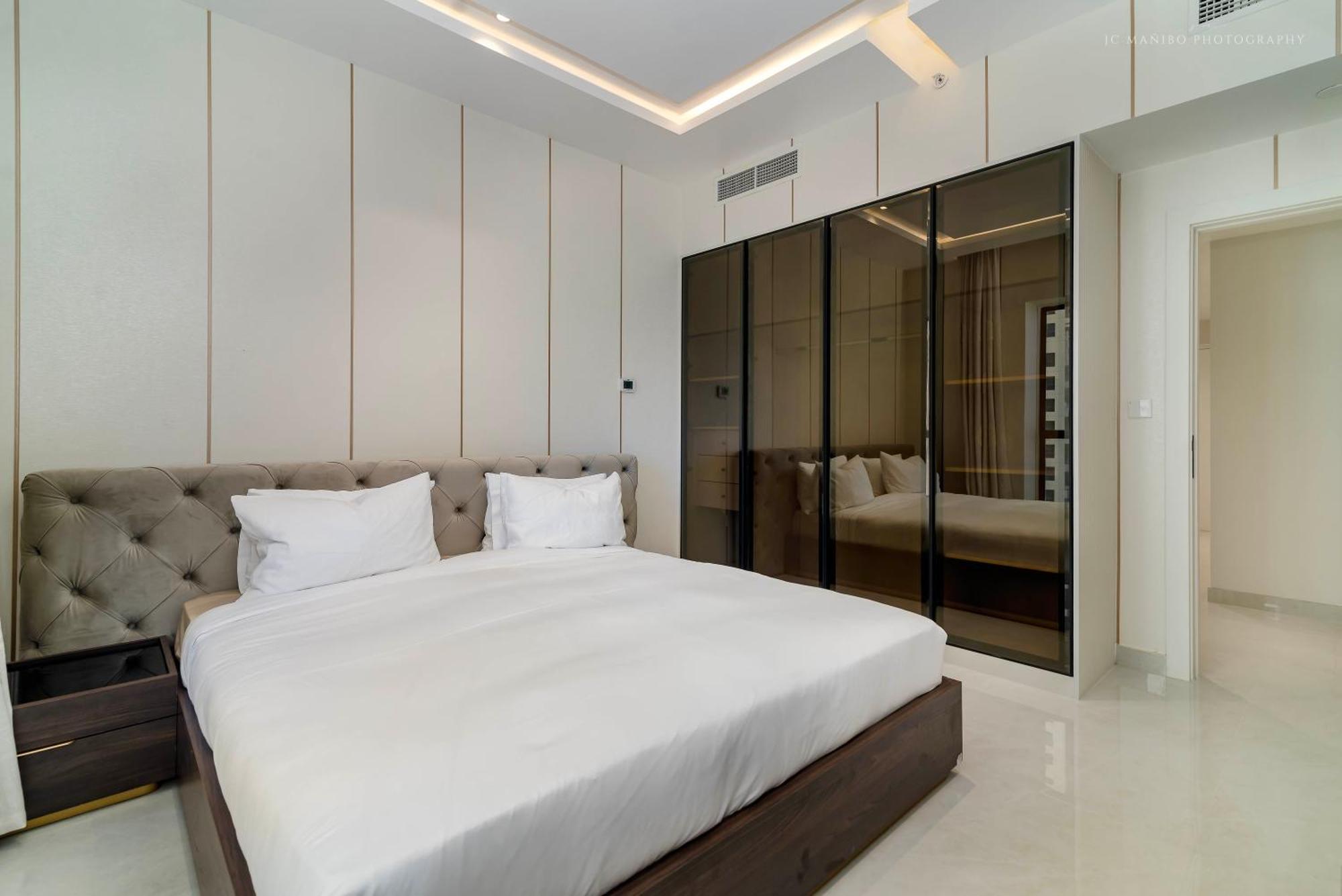 Appartamento Usmans 4Bdrm Jbr Sadaf Next To Ritz Carlton Walk Dubai Esterno foto